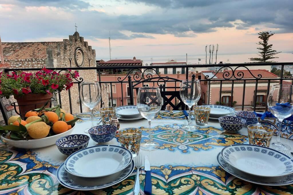 Casa Carla Al Duomo Leilighet Taormina Eksteriør bilde