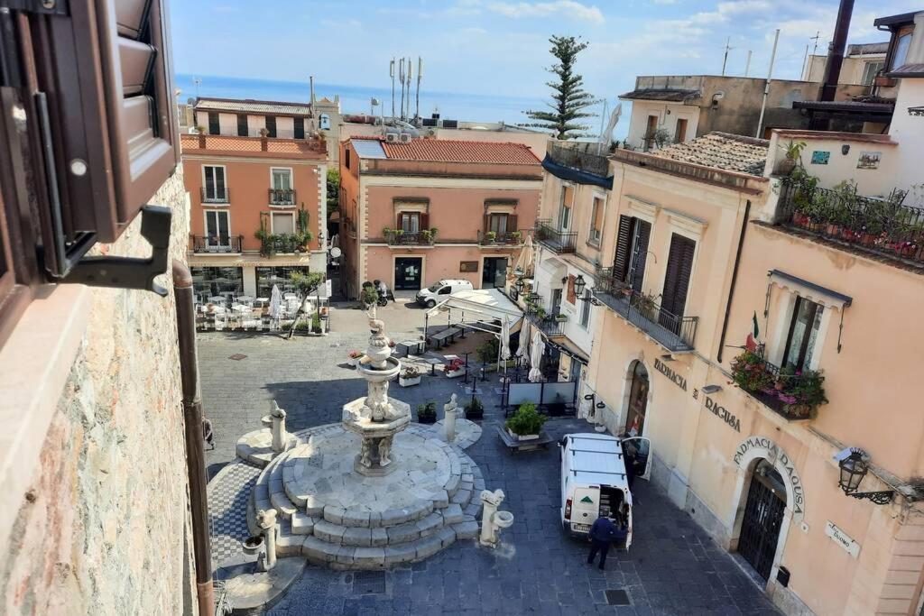 Casa Carla Al Duomo Leilighet Taormina Eksteriør bilde