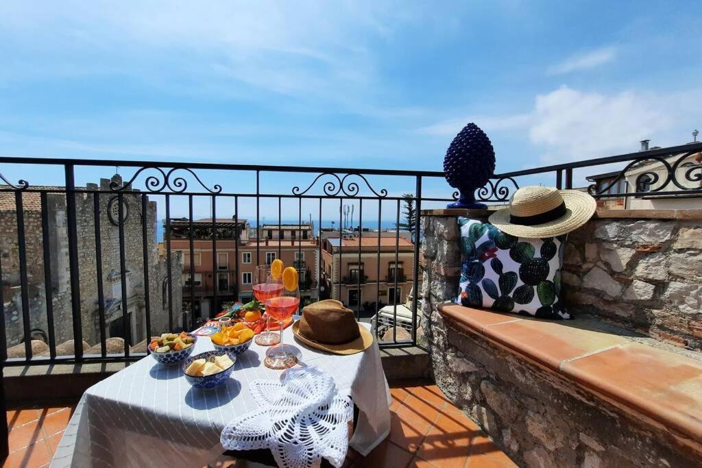 Casa Carla Al Duomo Leilighet Taormina Eksteriør bilde